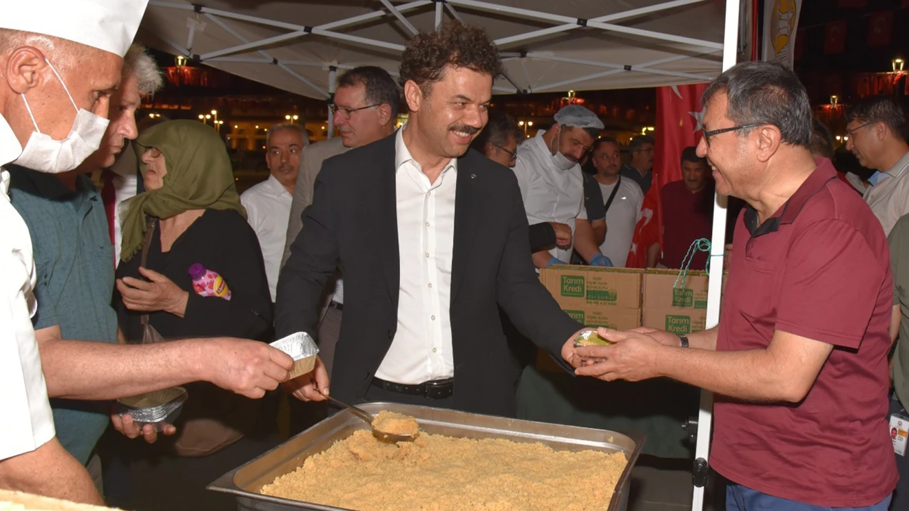 Rektör Yılmaz, 15 Temmuz Demokrasi ve Milli Birlik Günü etkinliklerine katıldı